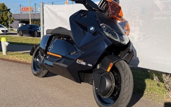 Motorrad Occasion BMW CE 04 - Bild 6