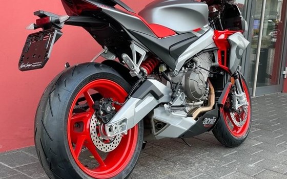 Neufahrzeug Aprilia Tuono 660 - Bild 10