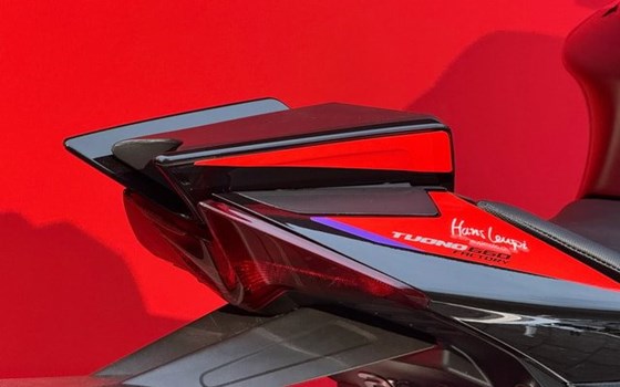 Motorrad Occasion Aprilia Tuono 660 Factory - Bild 13