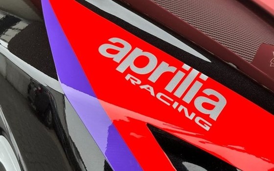 Neufahrzeug Aprilia Tuono V4 1100 Factory - Bild 10
