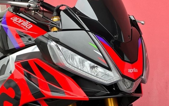 Neufahrzeug Aprilia Tuono V4 1100 Factory - Bild 4