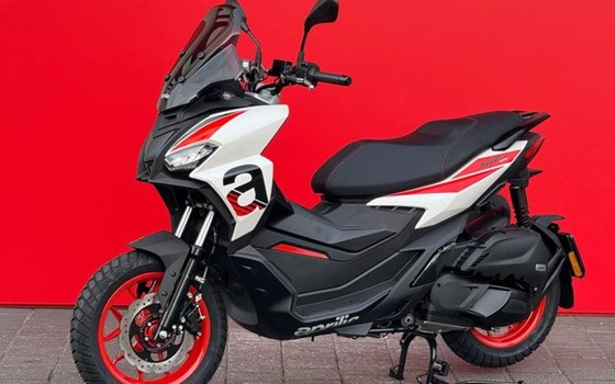 Neufahrzeug Aprilia SR GT 200 - Bild 9