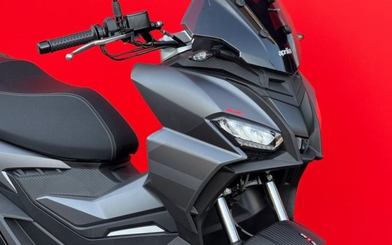 Neufahrzeug Aprilia SR GT 200 - Bild 12