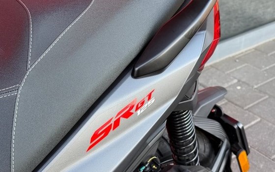 Neufahrzeug Aprilia SR GT 200 - Bild 13