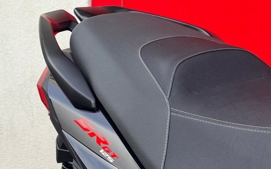 Neufahrzeug Aprilia SR GT 200 - Bild 3