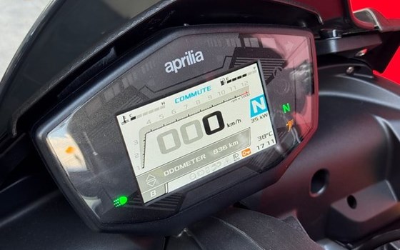 Motorrad Occasion Aprilia Tuono 660 - Bild 12