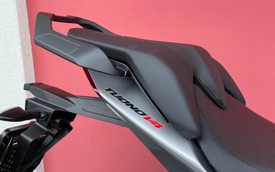 Neufahrzeug Aprilia Tuono V4 1100 - Bild 12