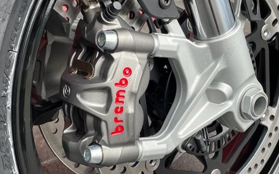 Neufahrzeug Aprilia Tuono V4 1100 - Bild 12