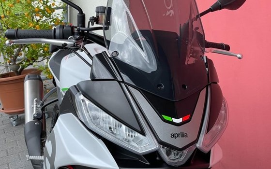 Neufahrzeug Aprilia Tuono V4 1100 - Bild 6