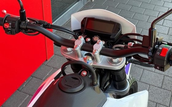 Neufahrzeug Aprilia SX 125 - Bild 14