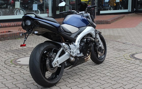 Gebrauchtmotorrad Suzuki GSR 600 - Bild 3