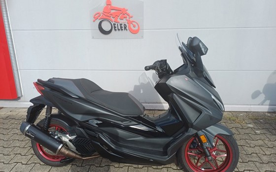 Gebrauchtmotorrad Honda Forza 125 - Bild 1