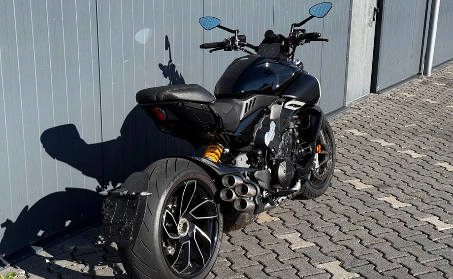 Angebot Ducati Diavel V4 Bild 2: Angebot Ducati Diavel V4