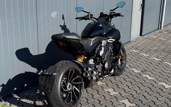 Gebrauchtmotorrad Ducati Diavel V4 - Bild 2
