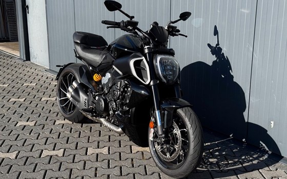 Gebrauchtmotorrad Ducati Diavel V4 - Bild 3