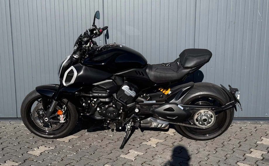 Angebot Ducati Diavel V4 Bild 5: Angebot Ducati Diavel V4