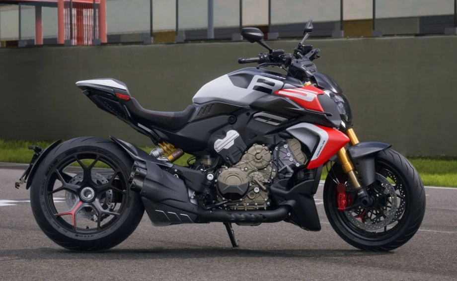 Angebot Ducati Diavel V4 RS Bild 3: Angebot Ducati Diavel V4 RS