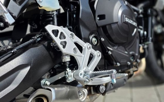 Neufahrzeug Suzuki GSX-8T - Bild 12