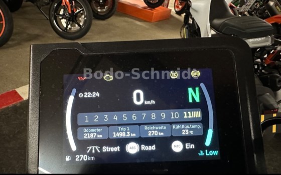 Gebrauchtmotorrad Husqvarna Vitpilen 401 - Bild 2