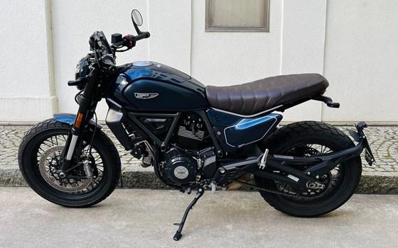 Gebrauchtmotorrad Ducati Scrambler Nightshift - Bild 3