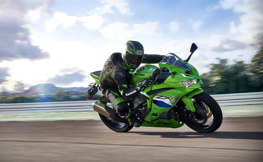 Angebot Kawasaki Ninja ZX-4RR Bild 8: Angebot Kawasaki Ninja ZX-4RR