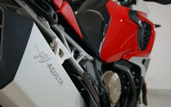 Gebrauchtmotorrad MV Agusta Enduro Veloce - Bild 6 Gebrauchtmotorrad MV Agusta Enduro Veloce - Bild 6