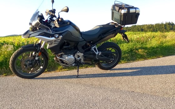 Gebrauchtmotorrad BMW F 750 GS - Bild 2 Gebrauchtmotorrad BMW F 750 GS - Bild 2