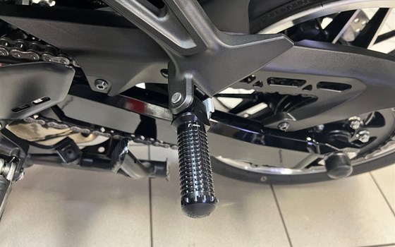 Gebrauchtmotorrad Kawasaki Z900 RS - Bild 7 Gebrauchtmotorrad Kawasaki Z900 RS - Bild 7