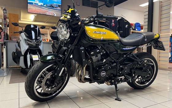 Gebrauchtmotorrad Kawasaki Z900 RS - Bild 8 Gebrauchtmotorrad Kawasaki Z900 RS - Bild 8