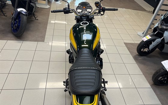 Gebrauchtmotorrad Kawasaki Z900 RS - Bild 9 Gebrauchtmotorrad Kawasaki Z900 RS - Bild 9