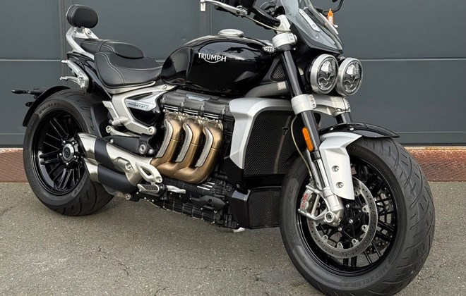 Triumph Rocket 3 R
