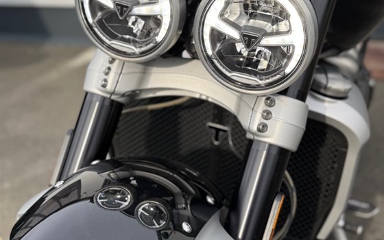 Gebrauchtmotorrad Triumph Rocket 3 R - Bild 9