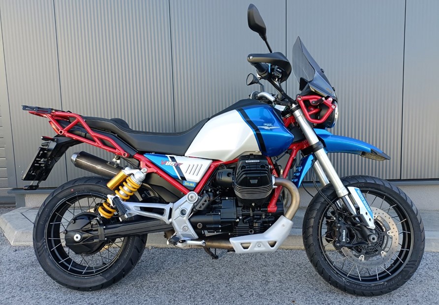 Moto Guzzi V85 TT Evoactive Graphics (blau)