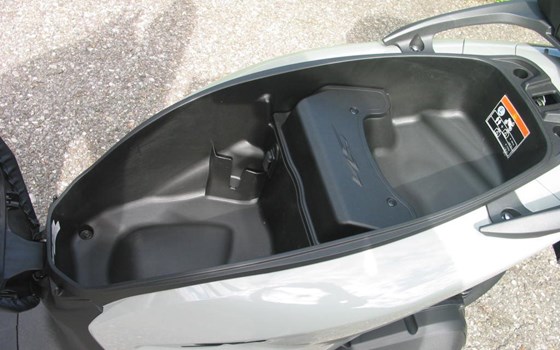 Neufahrzeug Honda SH150i - Bild 10