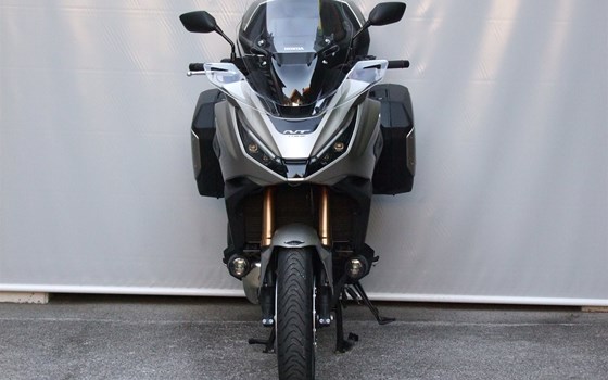 Gebrauchtmotorrad Honda NT1100 DCT Electronic Suspension - Bild 16 Gebrauchtmotorrad Honda NT1100 DCT Electronic Suspension - Bild 16