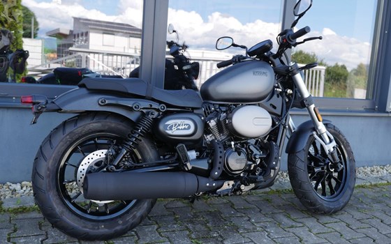 Neufahrzeug Hyosung GV 125i S Aquila EVO ABS - Bild 8