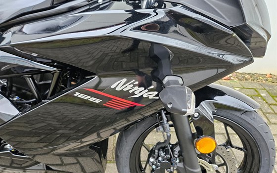 Neufahrzeug Kawasaki Ninja 125 - Bild 5
