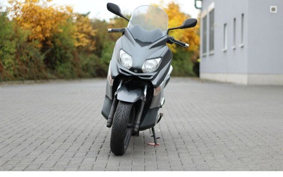 Gebrauchtmotorrad Yamaha XMAX 125 - Bild 3