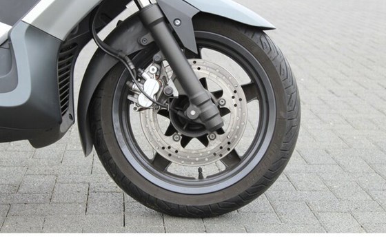 Gebrauchtmotorrad Yamaha XMAX 125 - Bild 6