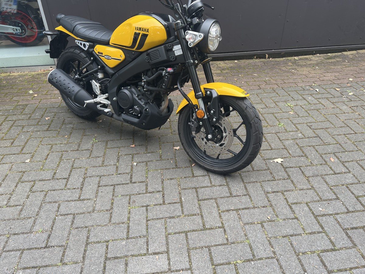 Yamaha XSR125 