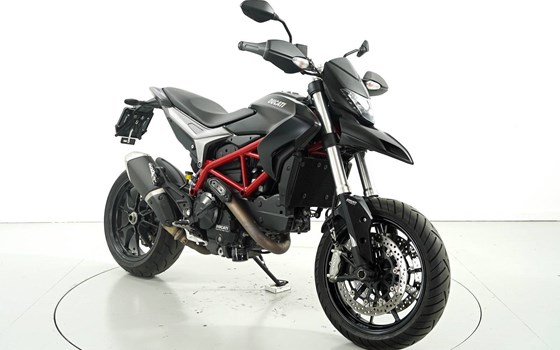 Motorrad Occasion Ducati Hypermotard 821 - Bild 2