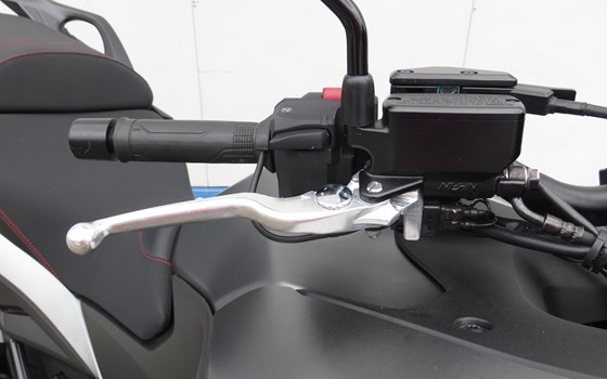 Gebrauchtmotorrad Honda NT1100 DCT - Bild 8