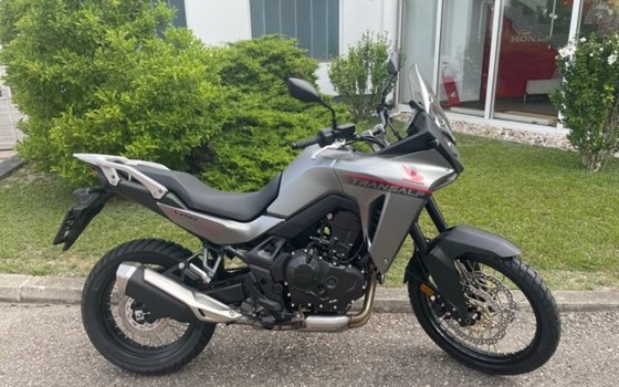 Neufahrzeug Honda XL750 Transalp - Bild 1 Neufahrzeug Honda XL750 Transalp - Bild 1