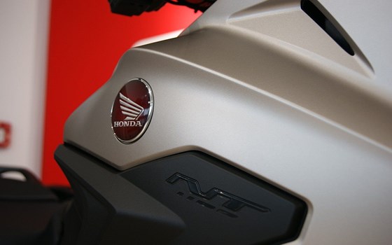 Neufahrzeug Honda NT1100 DCT Electronic Suspension - Bild 4