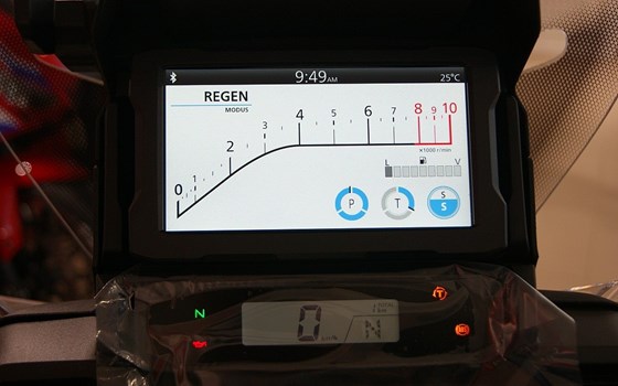 Neufahrzeug Honda NT1100 DCT Electronic Suspension - Bild 6