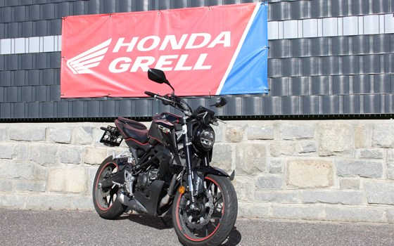 Gebrauchtmotorrad Honda CB125R - Bild 1 Gebrauchtmotorrad Honda CB125R - Bild 1