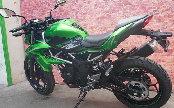 Gebrauchtmotorrad Kawasaki Z125 - Bild 2