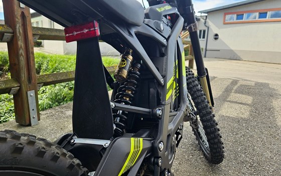 Gebrauchtmotorrad Sur-Ron Light Bee L1e X - Bild 3 Gebrauchtmotorrad Sur-Ron Light Bee L1e X - Bild 3