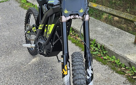 Gebrauchtmotorrad Sur-Ron Light Bee L1e X - Bild 5 Gebrauchtmotorrad Sur-Ron Light Bee L1e X - Bild 5
