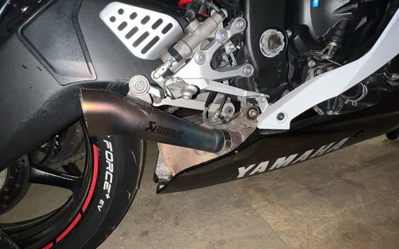 Gebrauchtmotorrad Yamaha YZF-R6 - Bild 11 Gebrauchtmotorrad Yamaha YZF-R6 - Bild 11